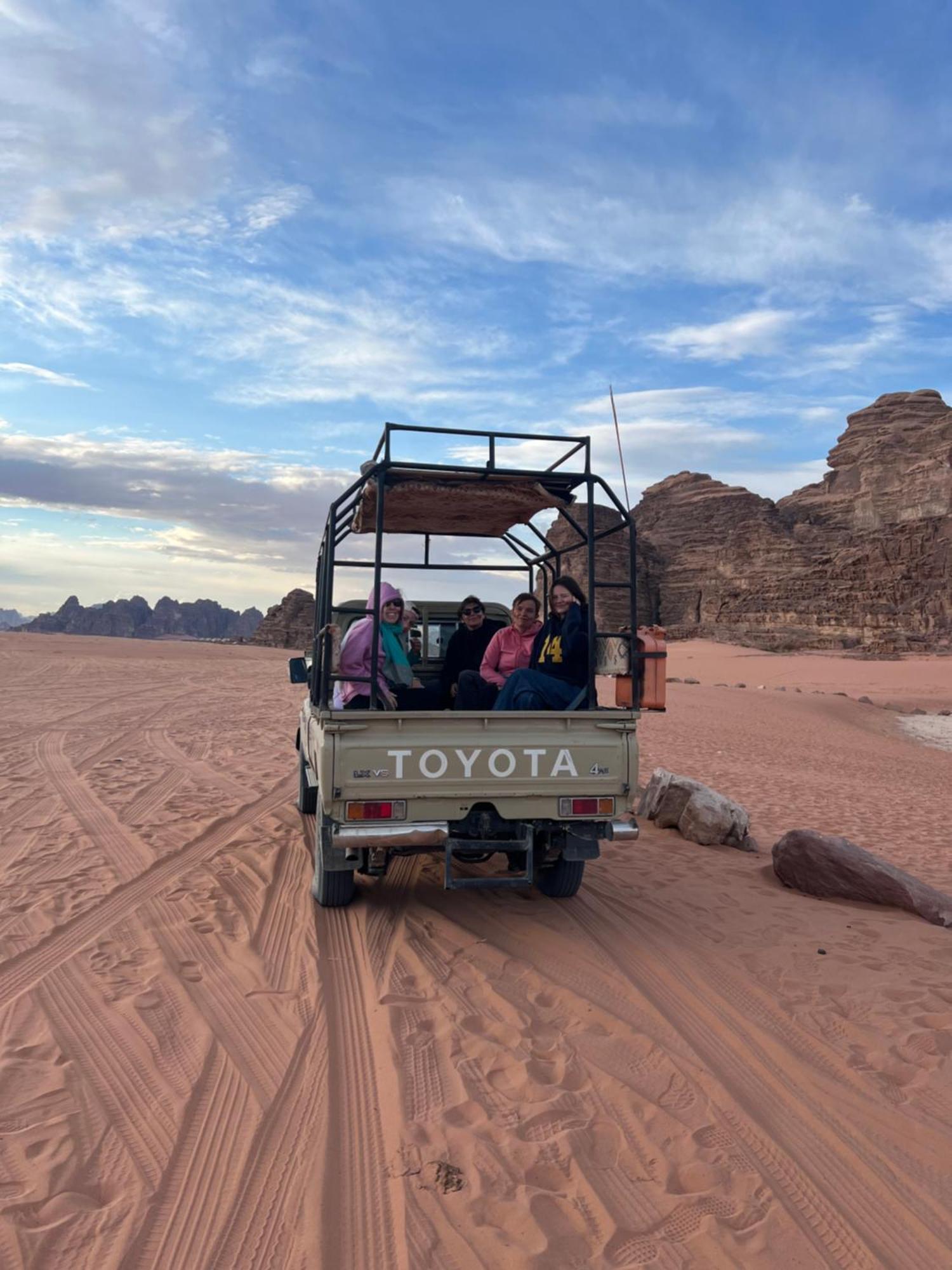 Wadi Rum Mars Camp Exteriör bild